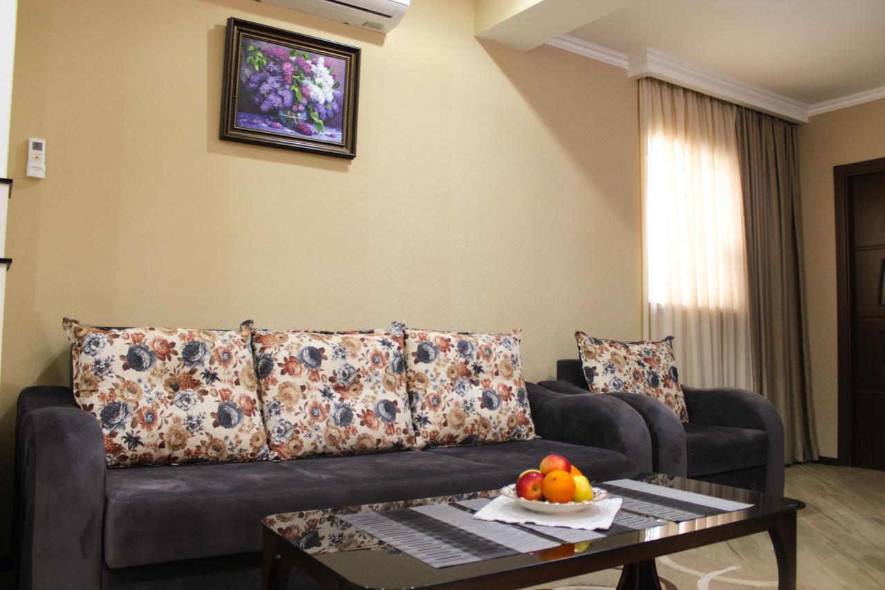 Lasha Apartment Τυφλίδα Εξωτερικό φωτογραφία