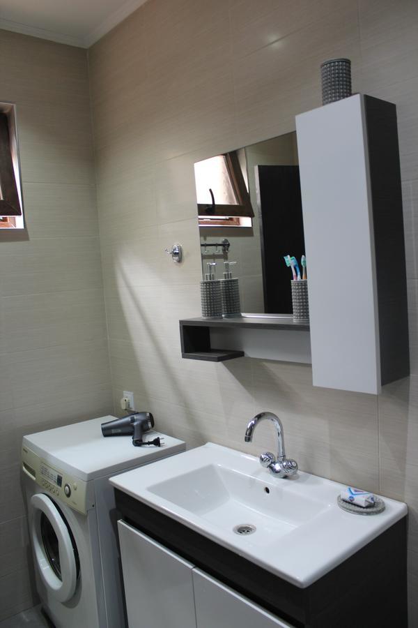 Lasha Apartment Τυφλίδα Εξωτερικό φωτογραφία