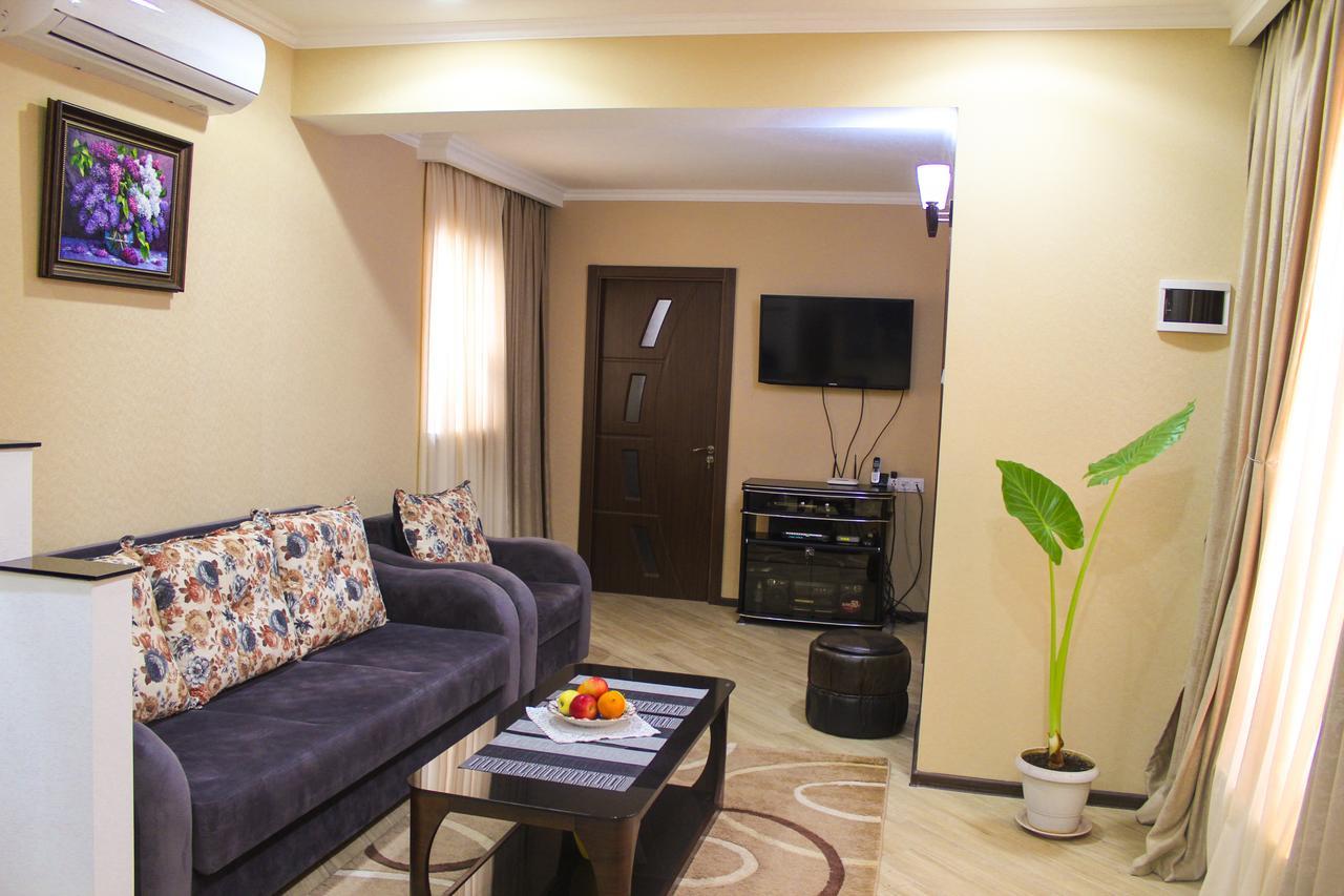 Lasha Apartment Τυφλίδα Εξωτερικό φωτογραφία